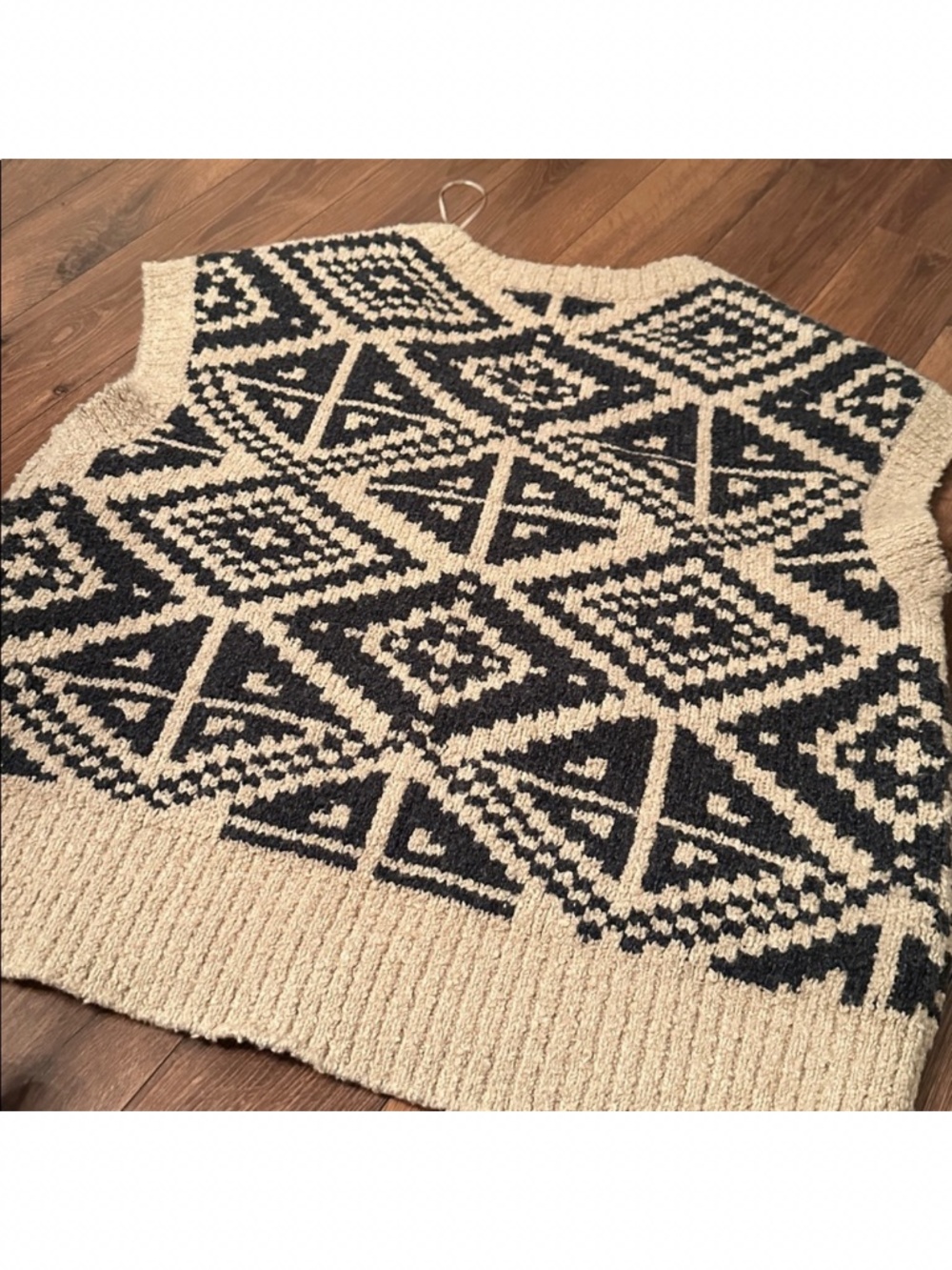 Banana Republic Heritage Oversized Sweater Vest.  size M/L - Picture 5 of 9